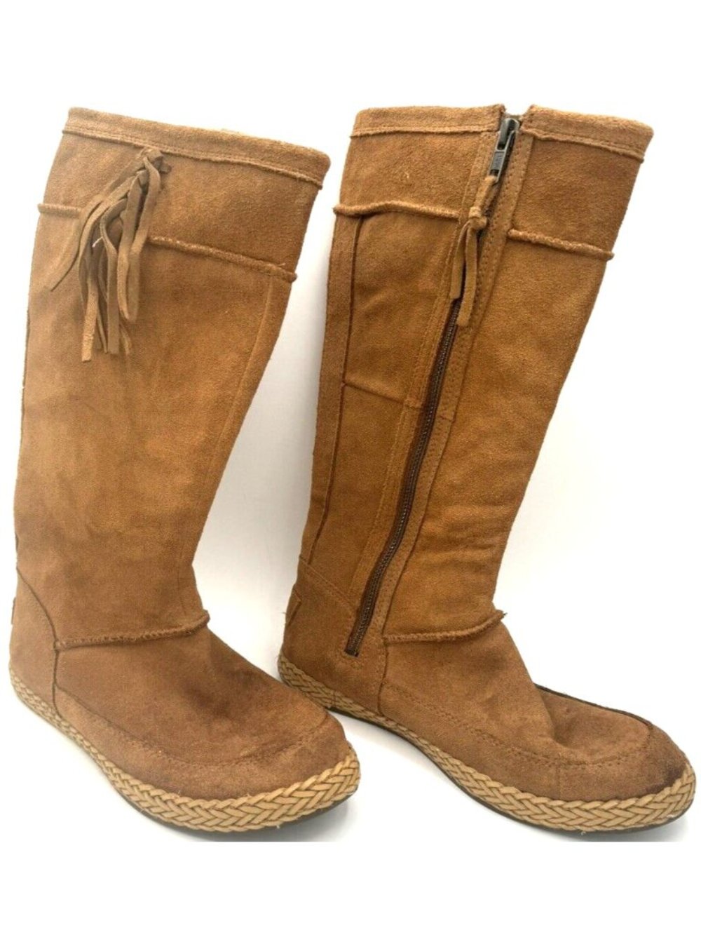 New UGG Moccasin Boots (Chestnut) Size 7